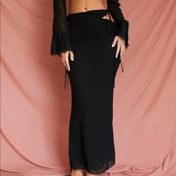 House of CB Black Maxi Skirt - Picture 2 of 4